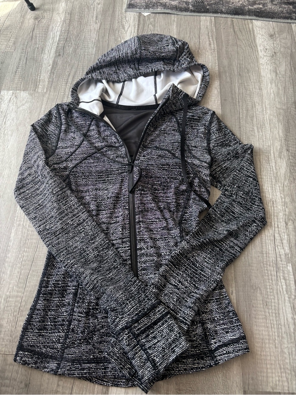 lululemon athletica Women's Black Heathered Full-Zip Hoodie